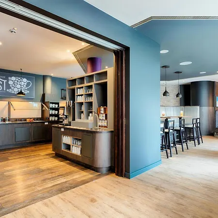 Premier Inn Stuttgart Bad Cannstatt-2